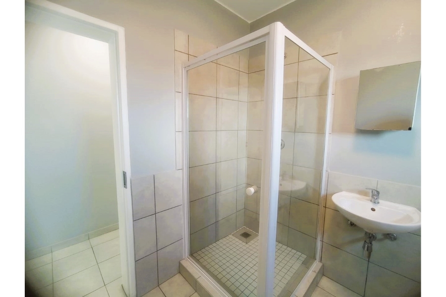 2 Bedroom Property for Sale in Parklands North Western Cape